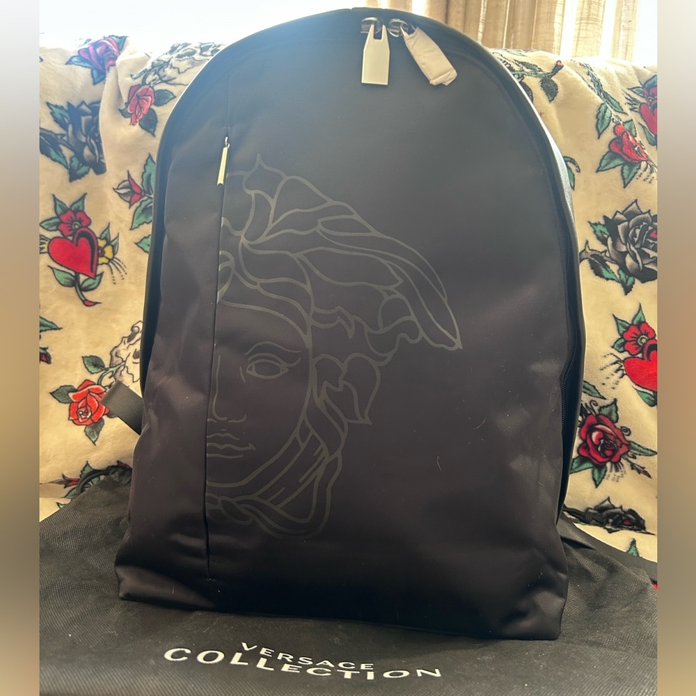 Versace La Medusa Backpack - New with Tags - Picture 4 of 16